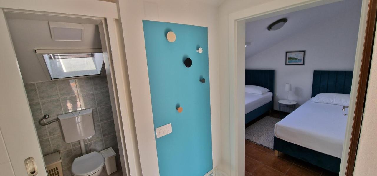 Apartmani Eladora Biograd Na Moru Exteriör bild