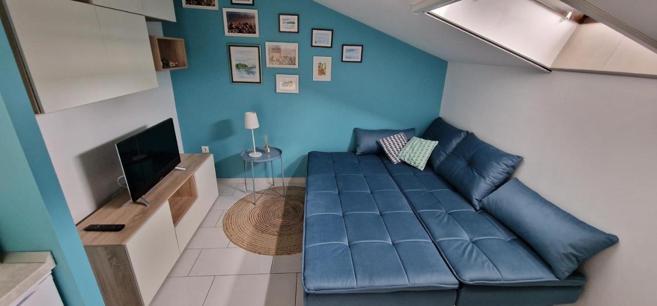 Apartmani Eladora Biograd Na Moru Exteriör bild