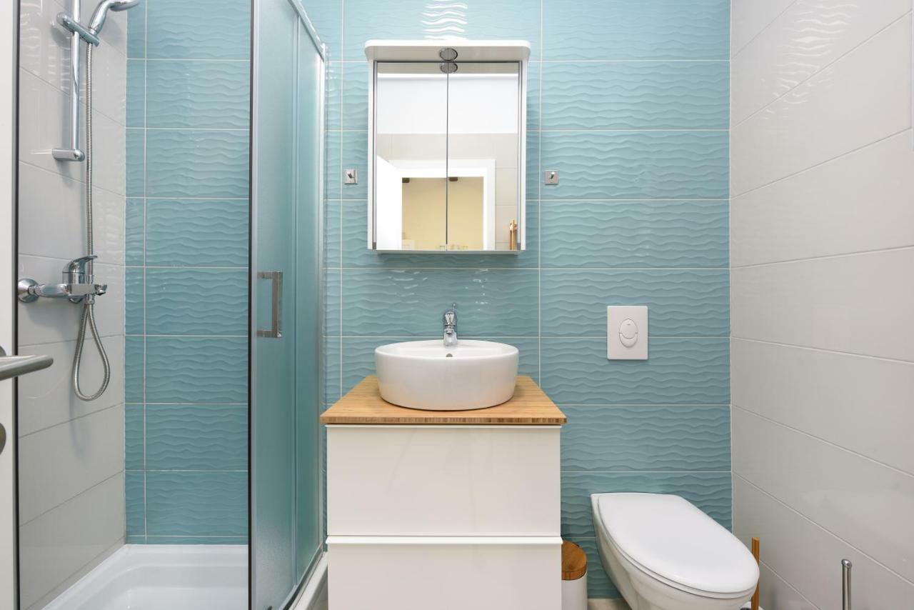 Apartmani Eladora Biograd Na Moru Exteriör bild
